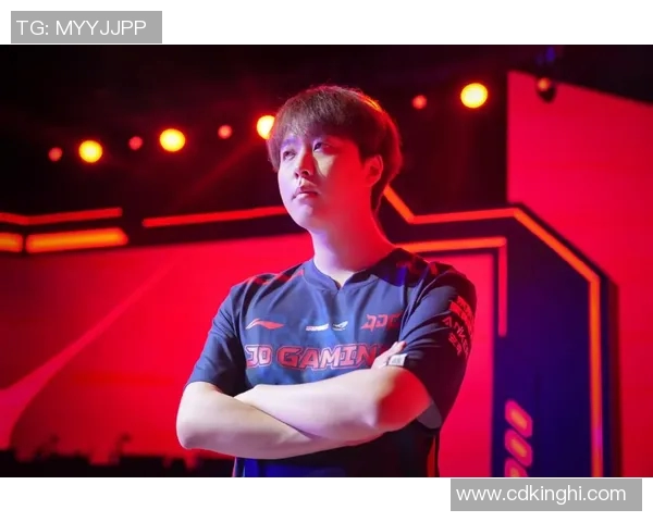 电竞比分赛后复盘BLG对战JDG的精彩瞬间与战术分析