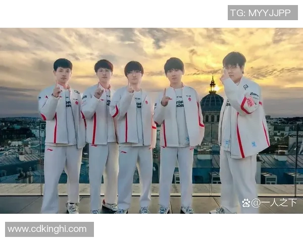 电竞新闻TES在Major赛中的意识表现分析与战术探讨